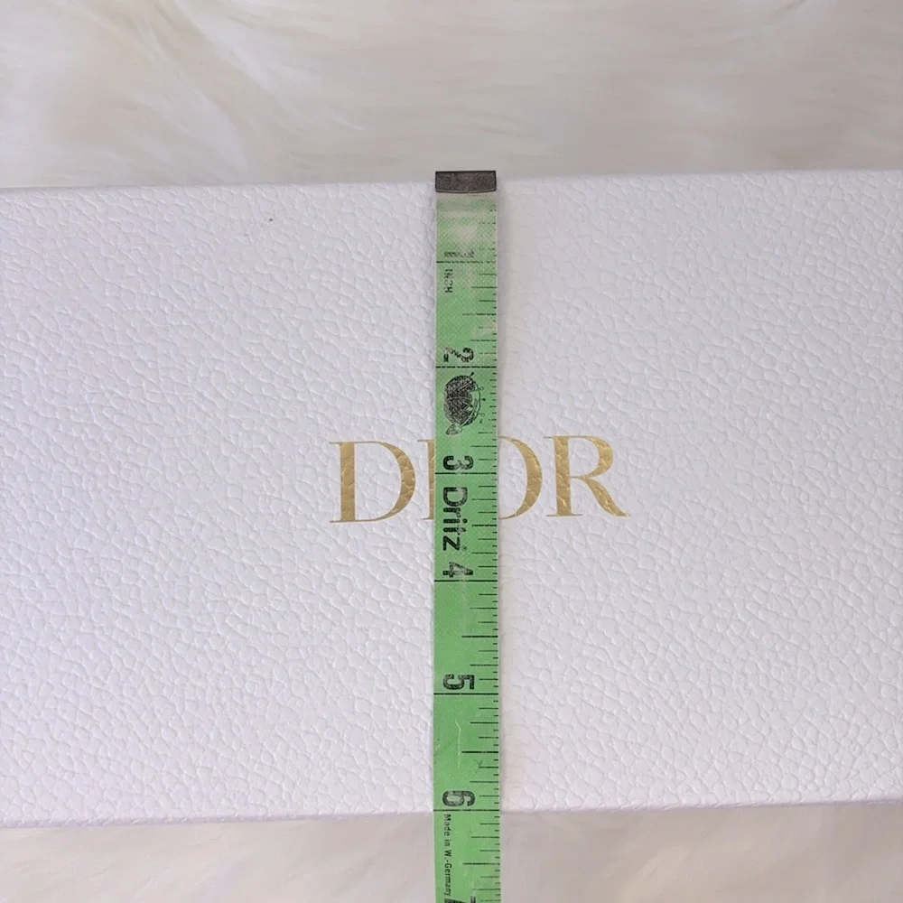 Dior Textured White Box with Gold‎ Logo